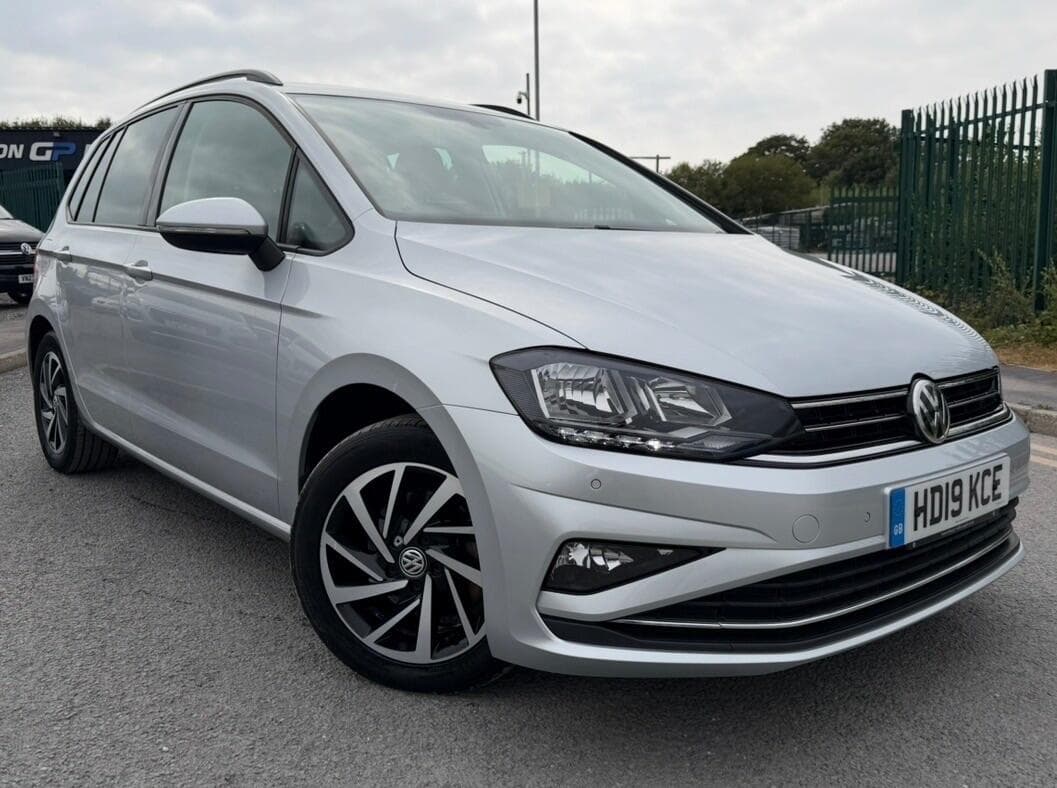 Volkswagen Golf SV